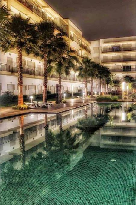 Superbe Appartement En Residence Balneaire Bouznika Dış mekan fotoğraf