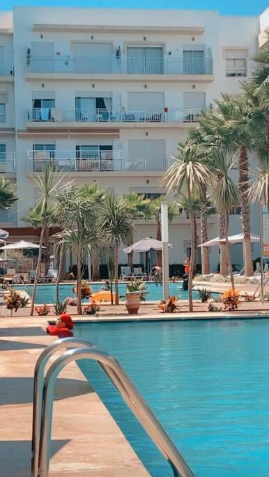 Superbe Appartement En Residence Balneaire Bouznika Dış mekan fotoğraf